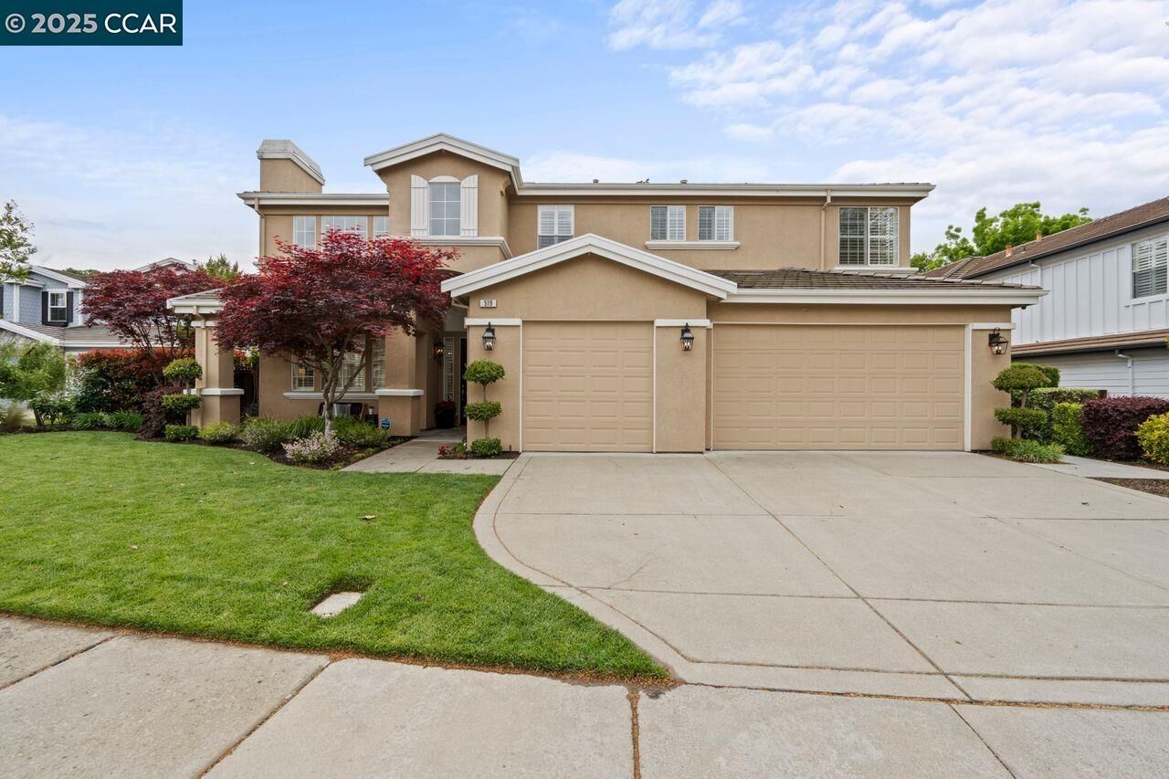 Property Photo: 519 Messian Pl CA 94526