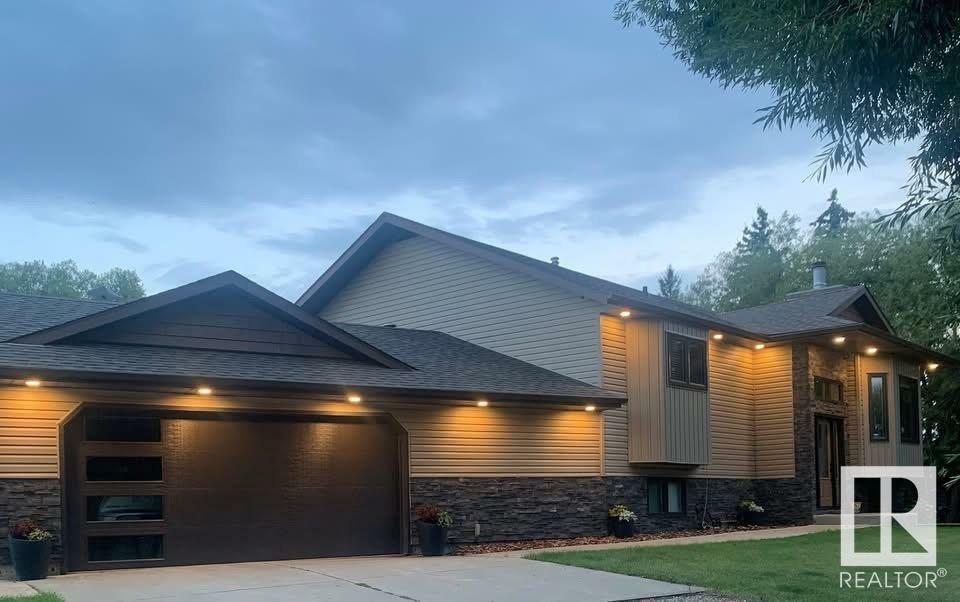 Property Photo: 53503 Rge Road 274 15 AB T7X 3R9