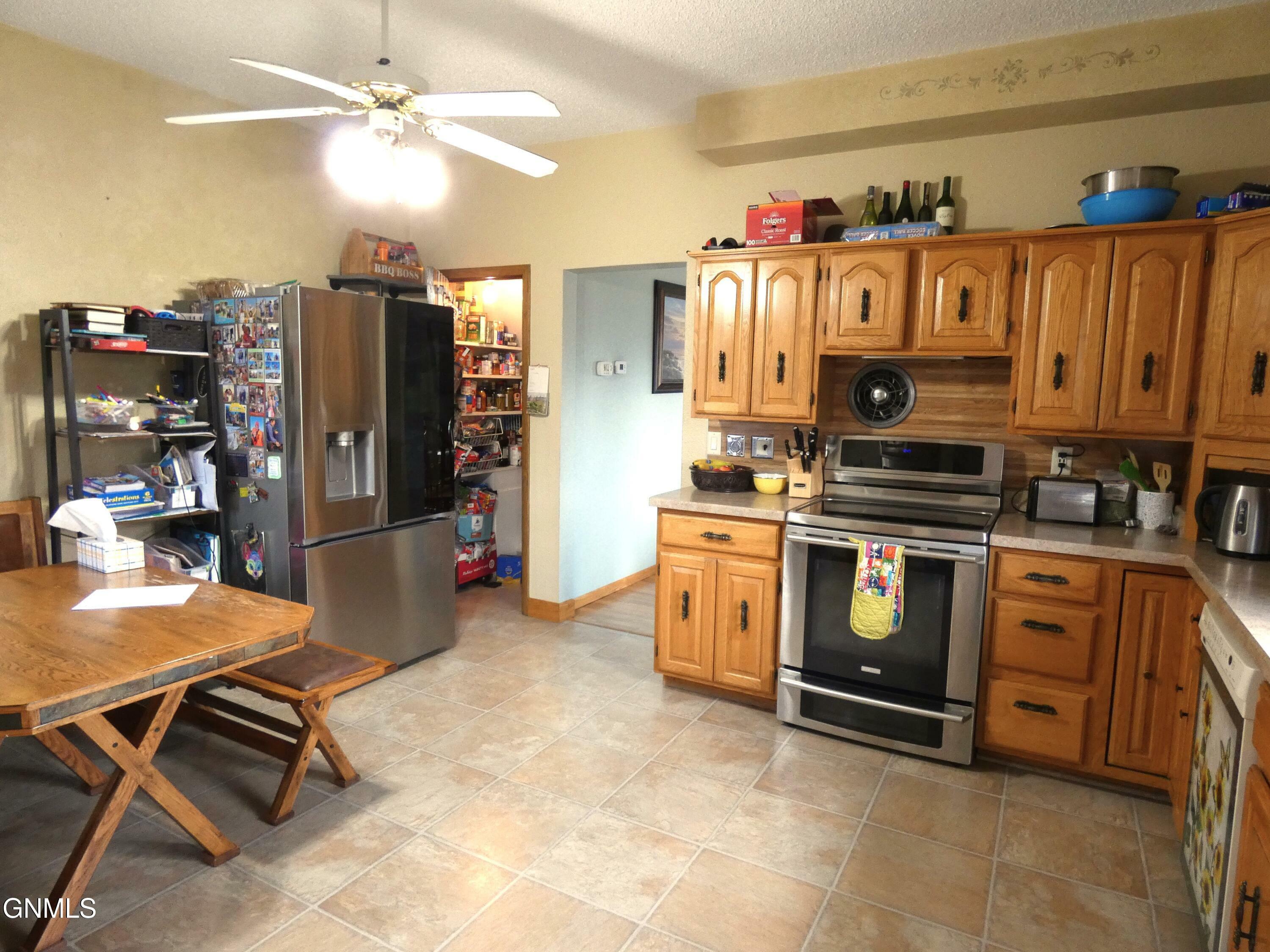 Property Photo: 200 Sampson Avenue W ND 58552