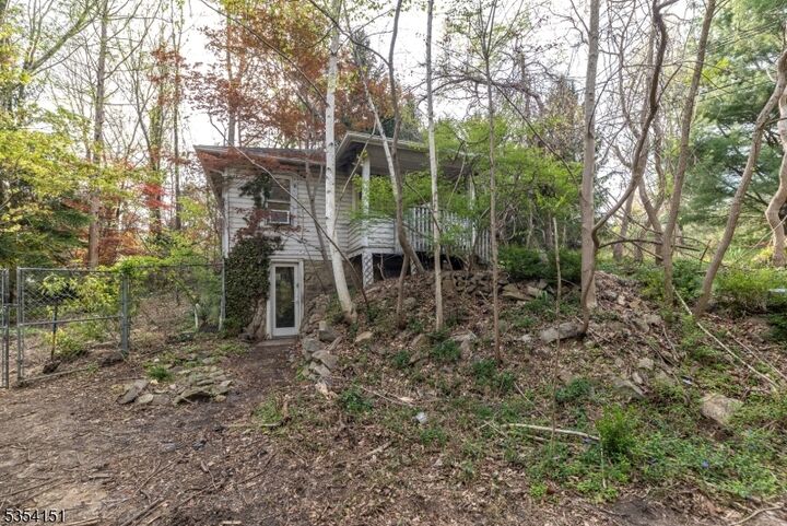 201 Ellis Rd  Holland Twp. NJ 08848 photo