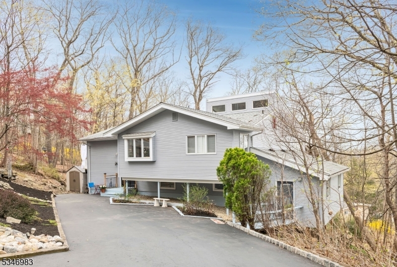 128 Cupsaw Ave  Ringwood Boro NJ 07456 photo