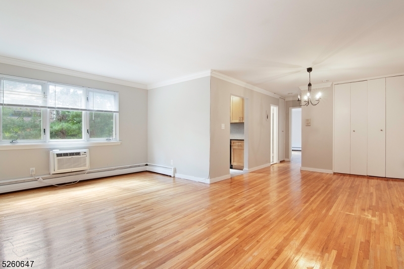 Property Photo: 806 Morris Tpke 3J6 NJ 07078