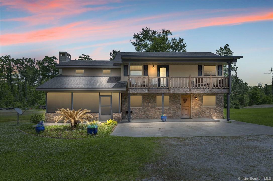 Property Photo: 700 S Perkins Ferry Road LA 70611