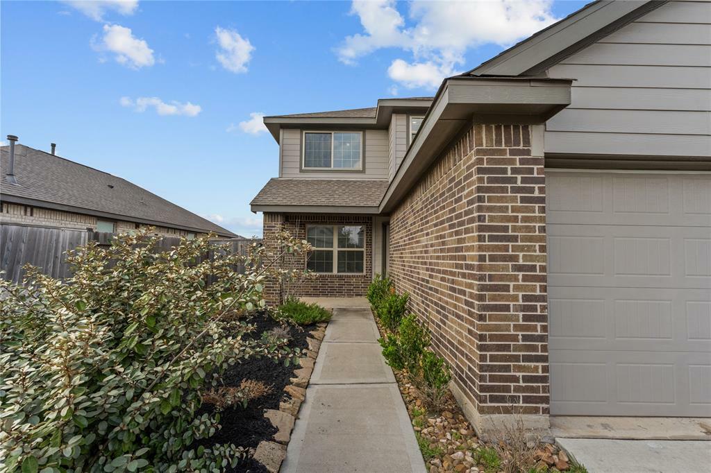 Property Photo: 14515 Broadbury Pond Road TX 77583