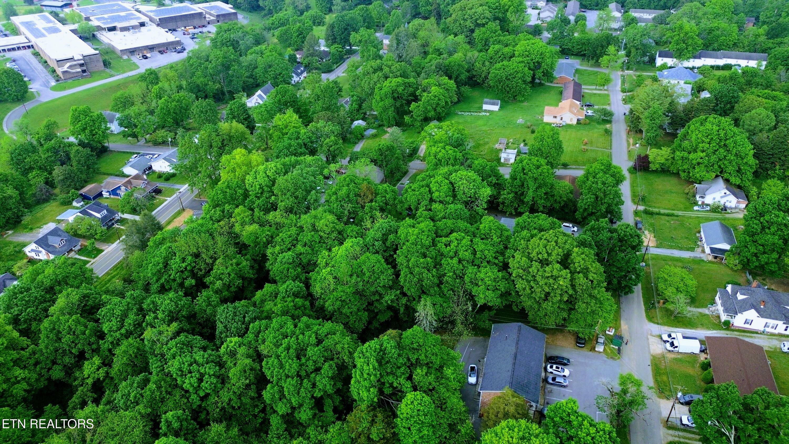 Property Photo: 408 Watauga Drive TN 37918