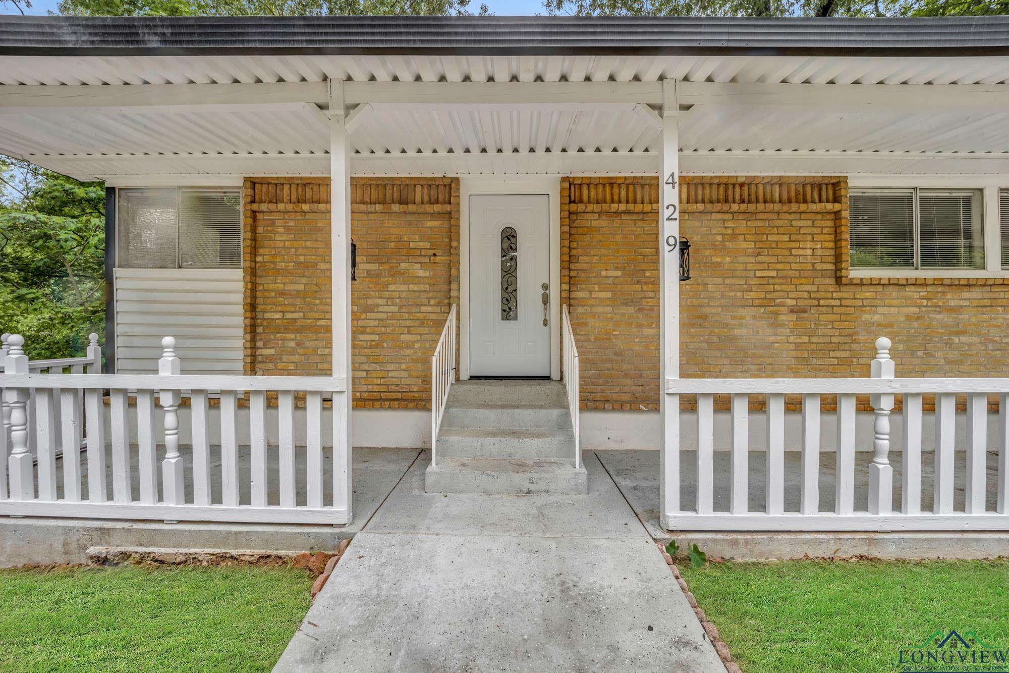 Property Photo: 429 James Drive TX 75605