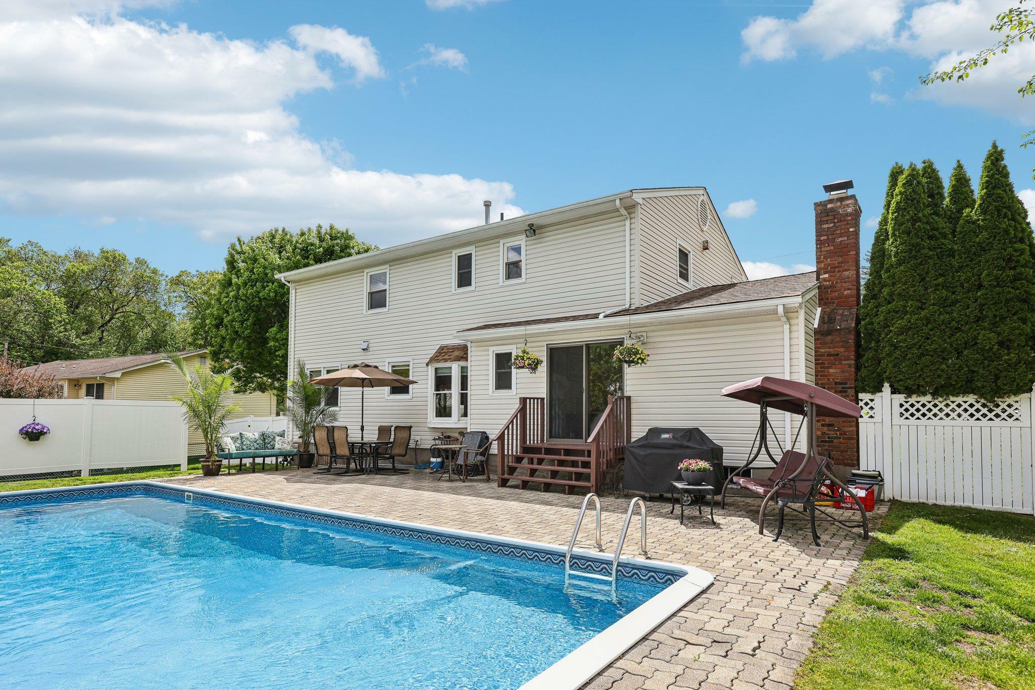 Property Photo:  11 Howard Avenue  NY 10983 