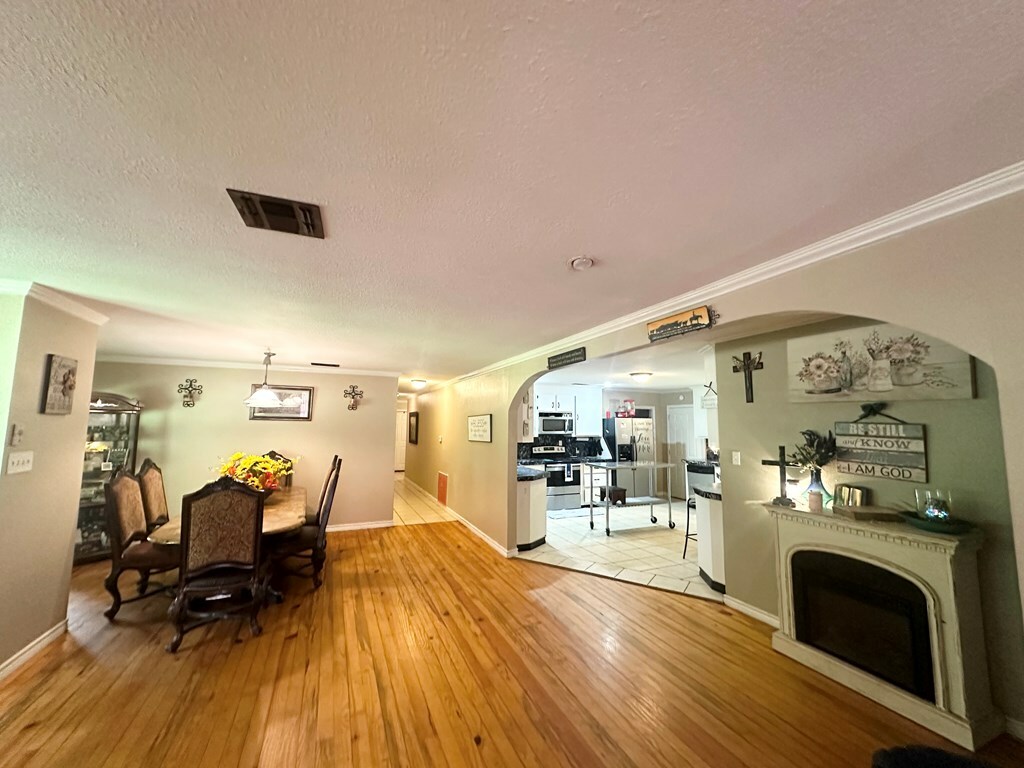 Property Photo:  785 County Road 105  TX 75972 