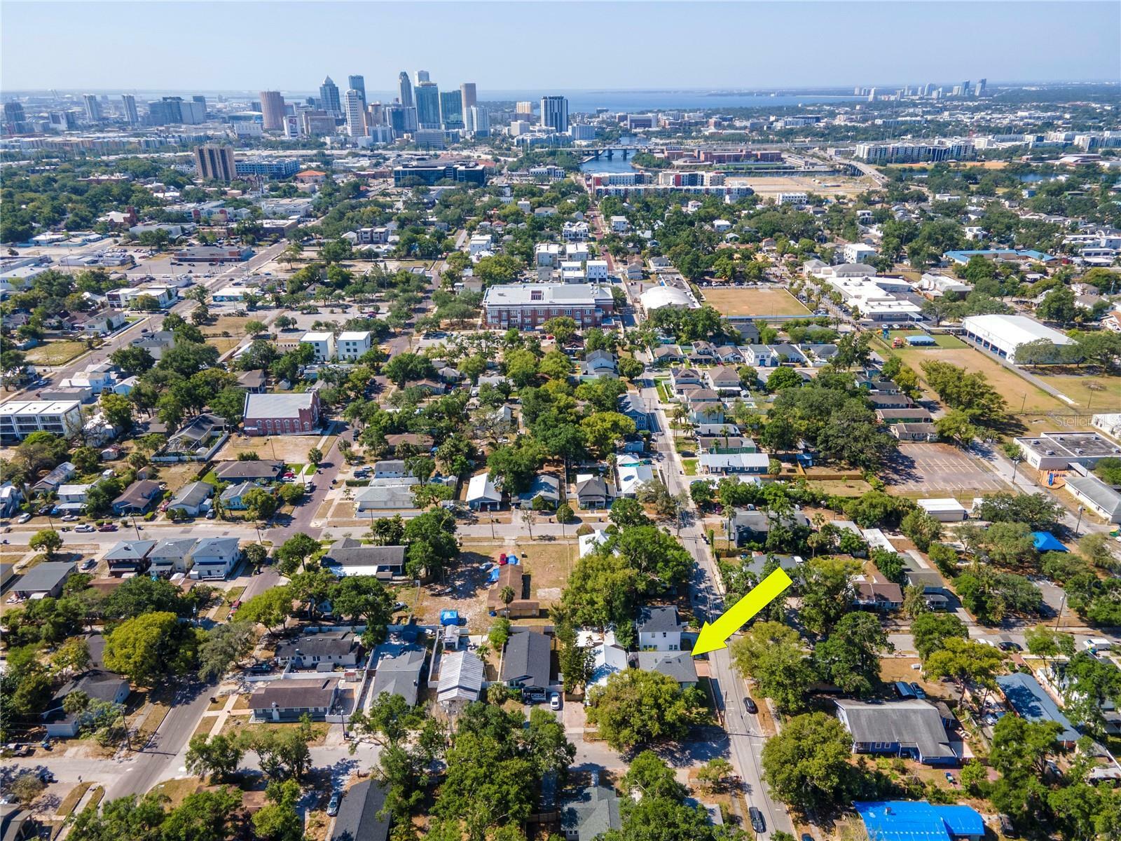 Property Photo: 212 W Floribraska Avenue FL 33603