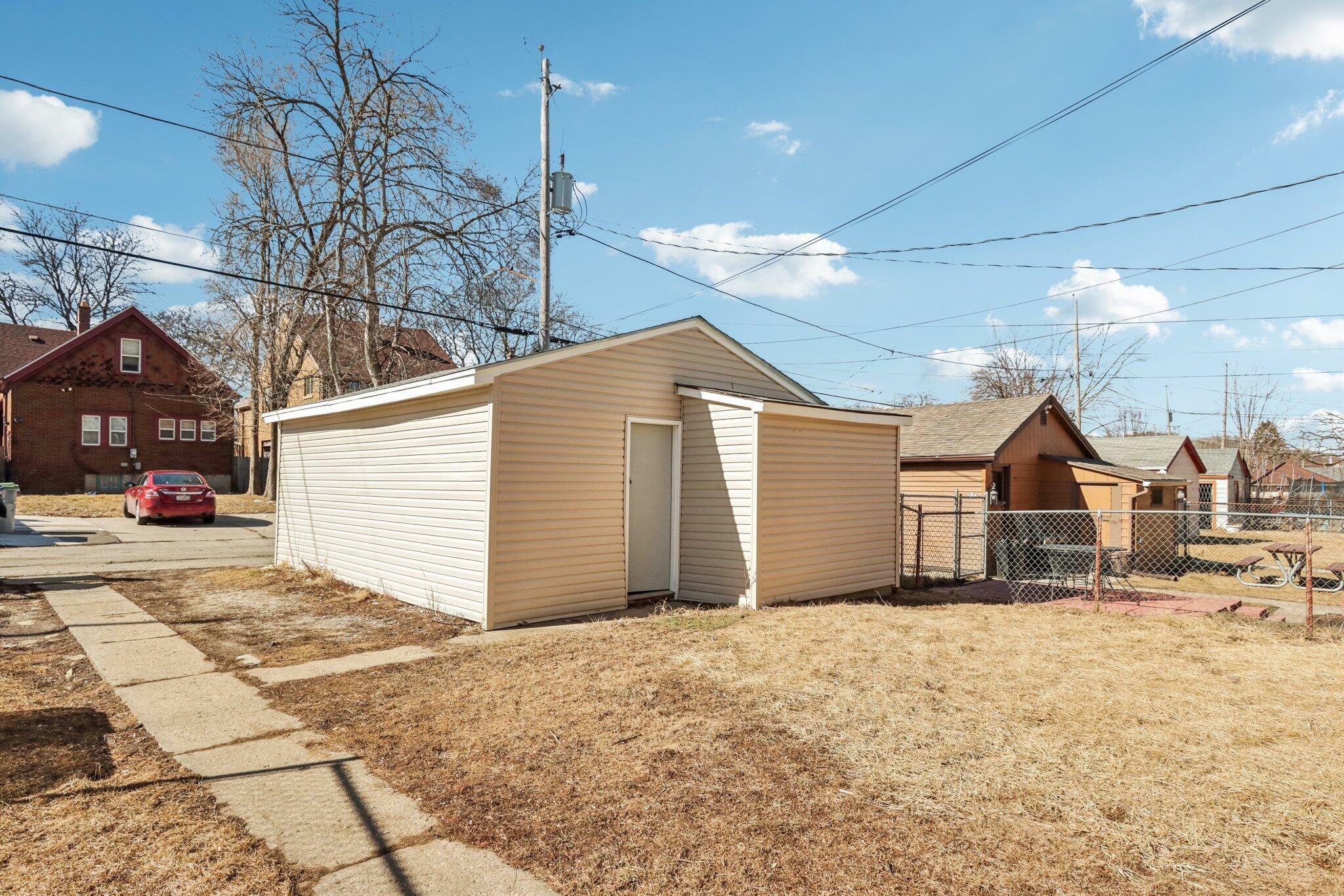 Property Photo: 3367 N 36th St WI 53216