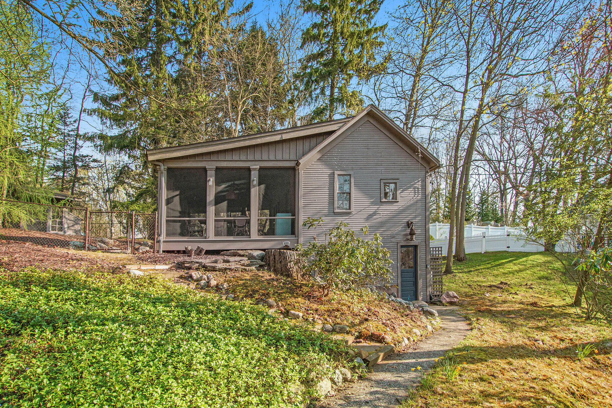 Property Photo: 350 Ferry Street MI 49406