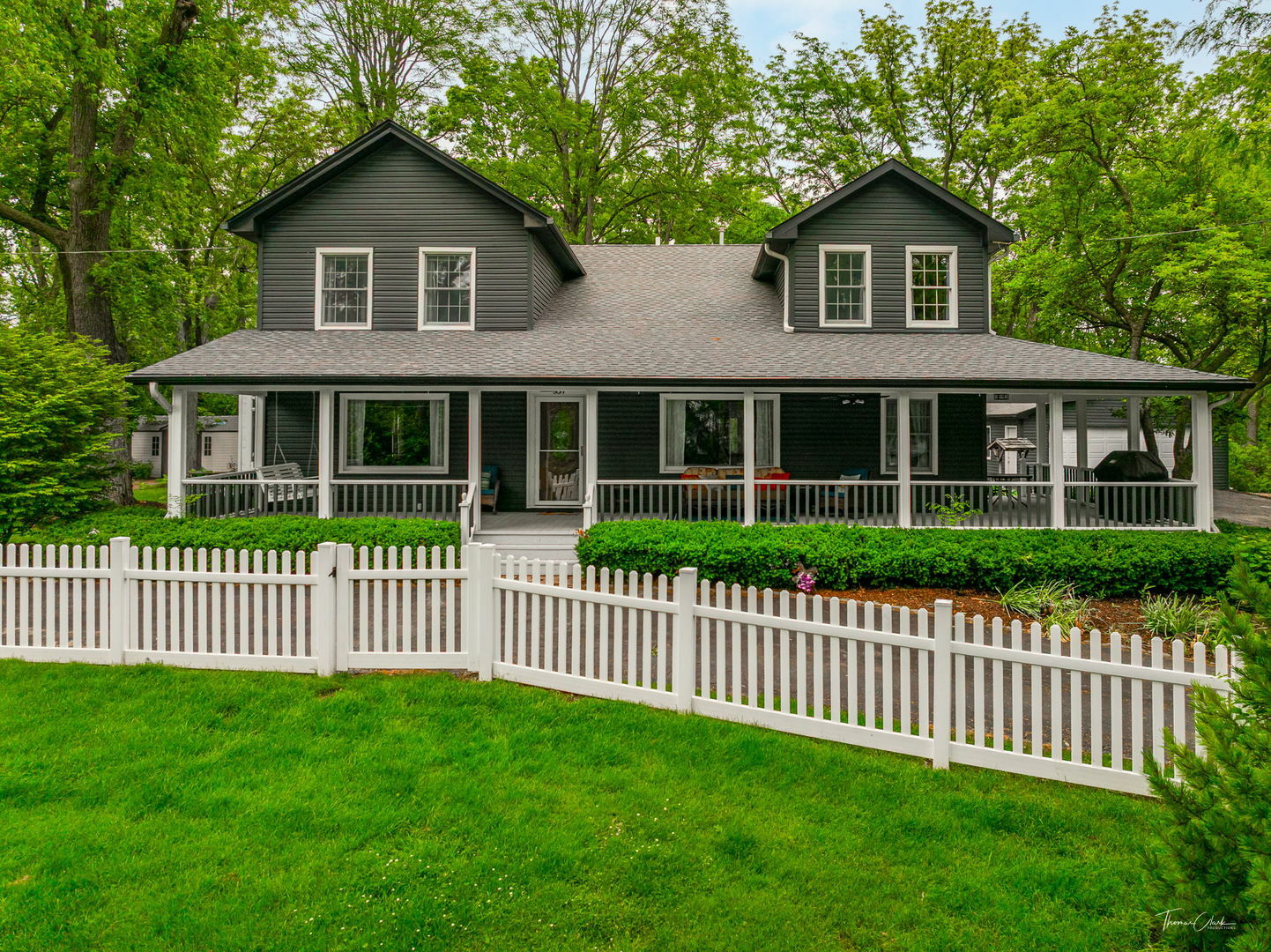 Property Photo: 331 E Joliet Highway IL 60451