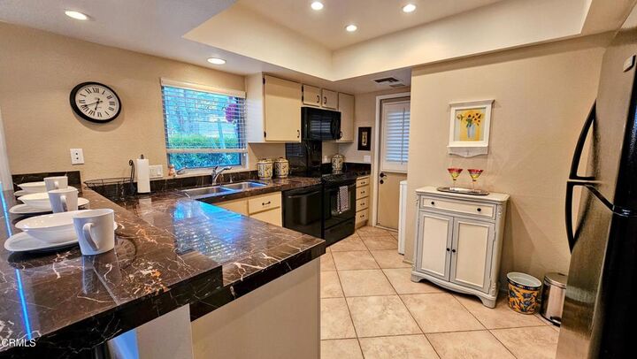 Property Photo:  48940 Phlox Place  CA 92260 