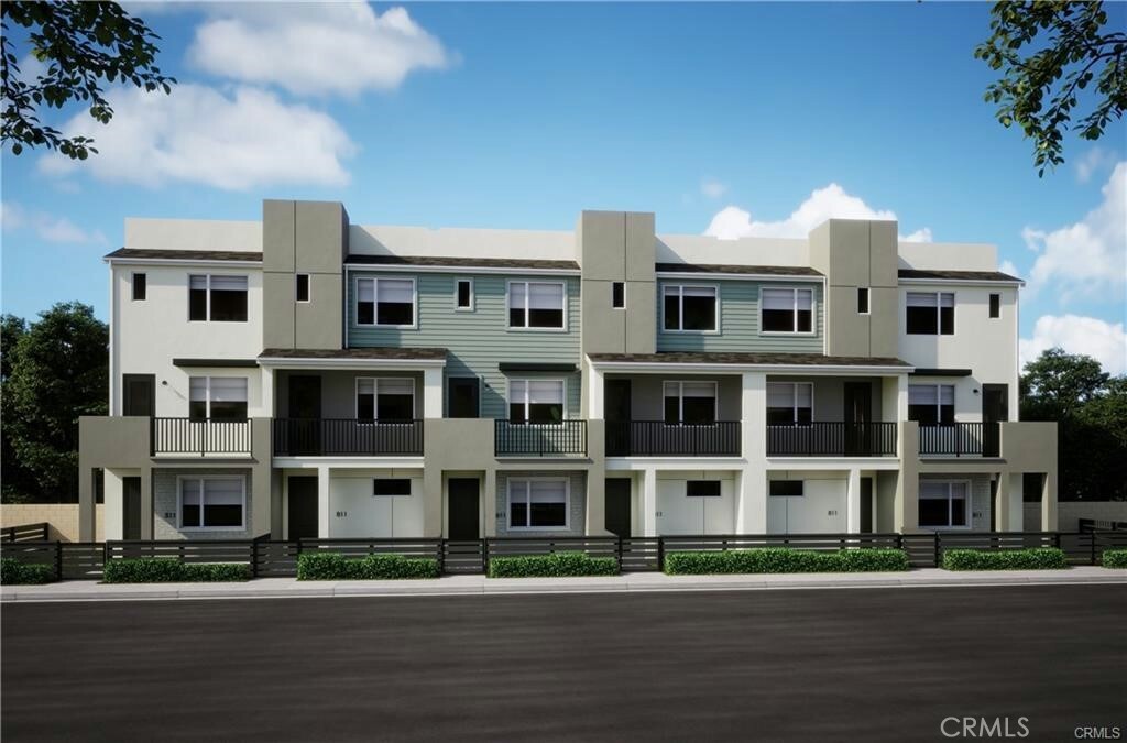 Property Photo:  11722 Arkansas Street B  CA 90701 