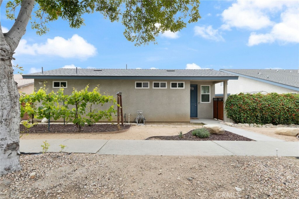 Property Photo: 1572 Coolcrest Avenue CA 91786