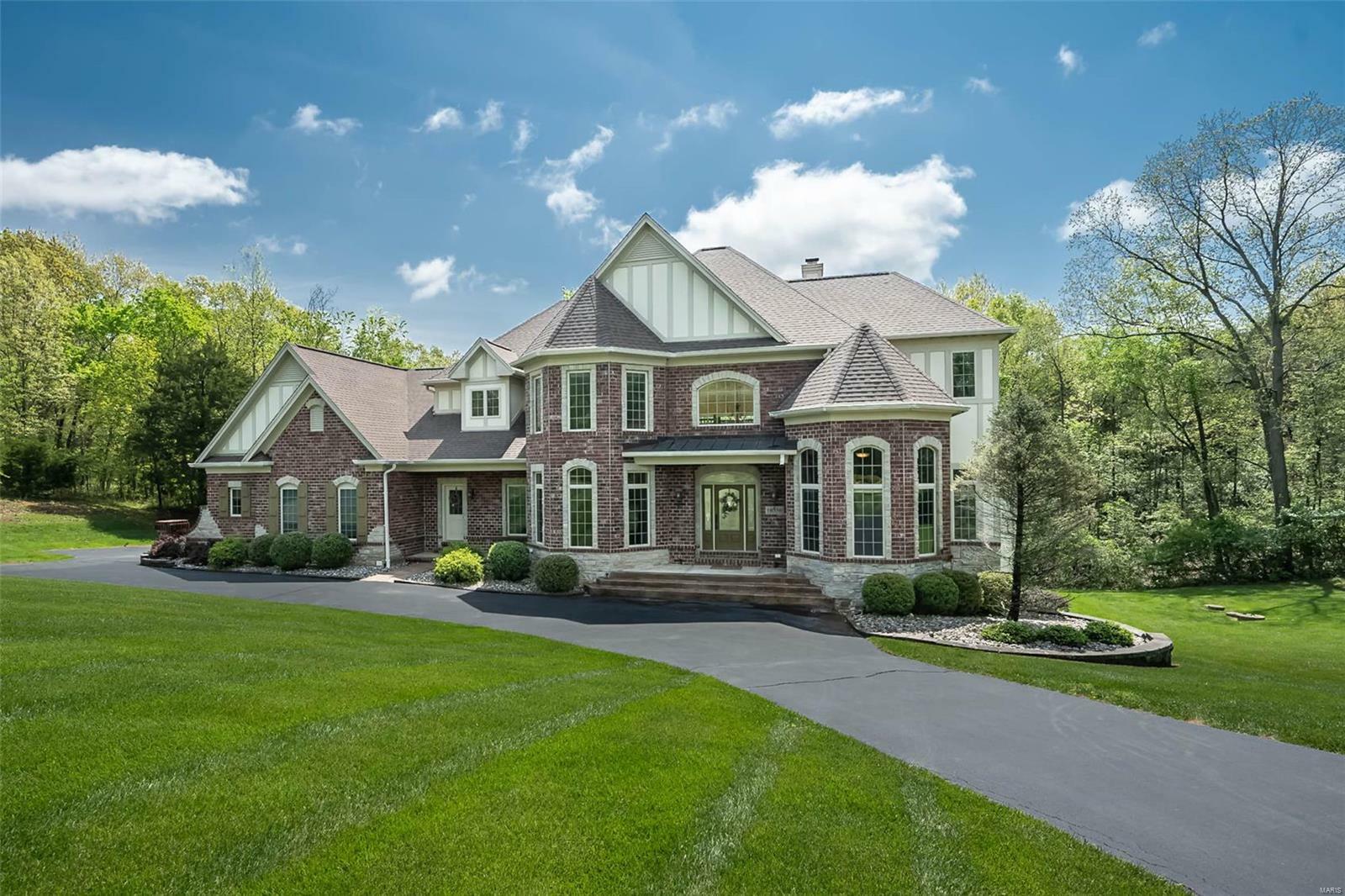 Property Photo: 18550 Great Meadow Road MO 63038