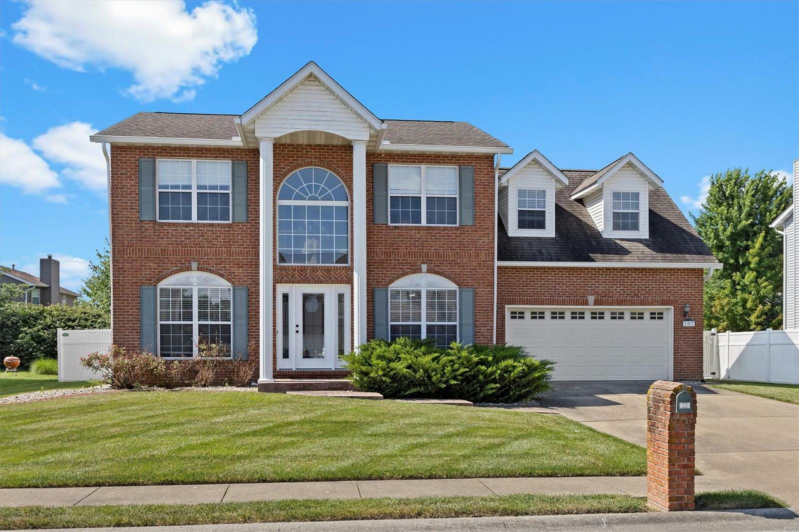 Property Photo: 707 Highcliff Drive IL 62269