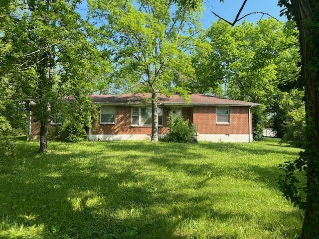 Property Photo: 349 Oakview Dr TN 37207