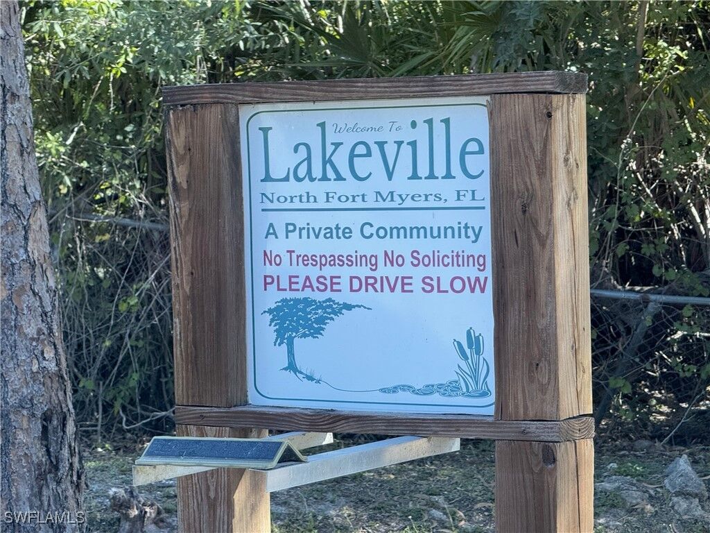 Property Photo: 2298 Churchill Lane FL 33917