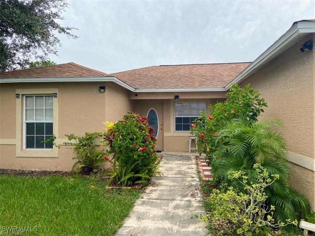 Property Photo: 540 Thomas Sherwin Avenue S FL 33974