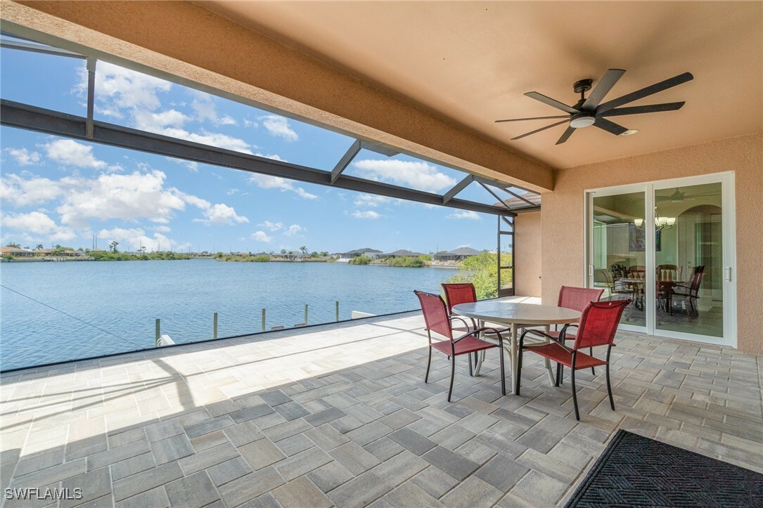 Property Photo: 346 NW 25th Terrace FL 33993