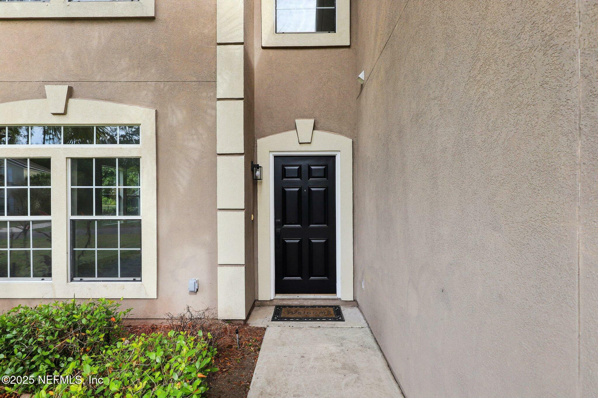 Property Photo: 2388 Golfview Drive FL 32003