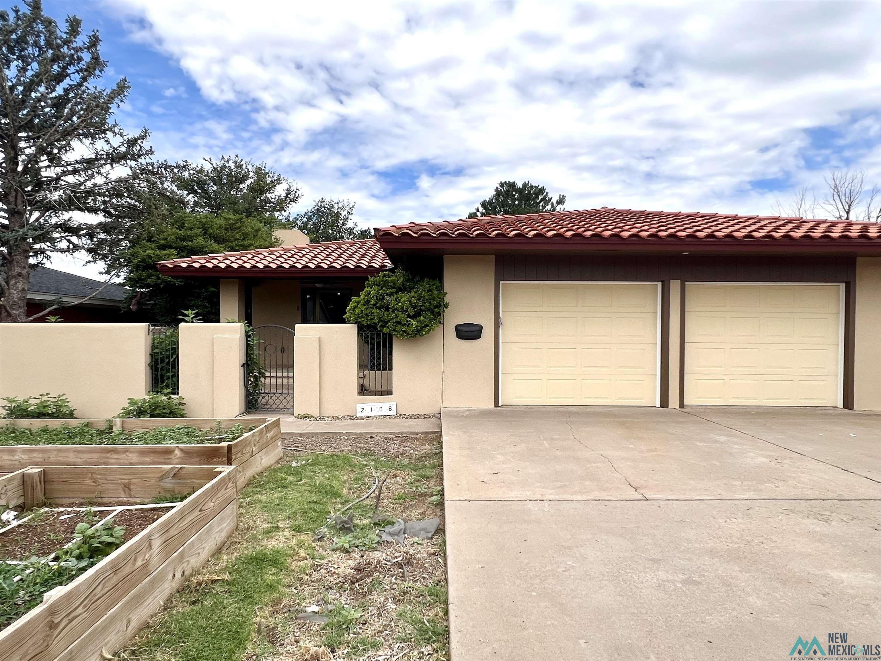 Property Photo: 2108 Gidding Street NM 88101