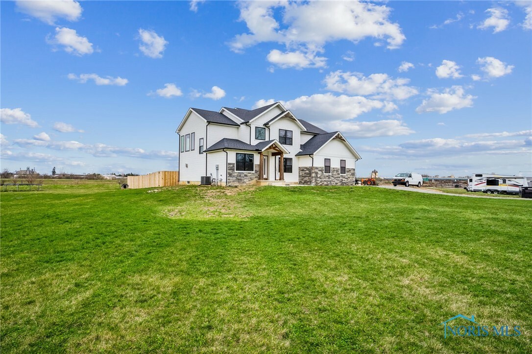 Property Photo:  11070 Township Road 67  OH 45840 
