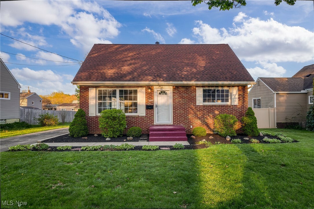 Property Photo: 515 Alaho Street OH 44305