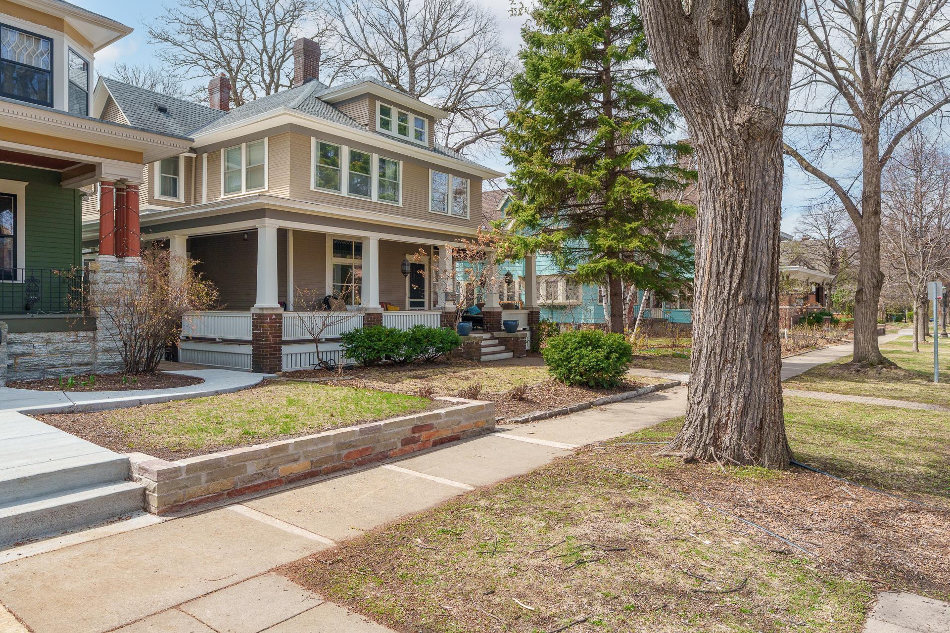 Property Photo: 904 Lincoln Avenue MN 55105