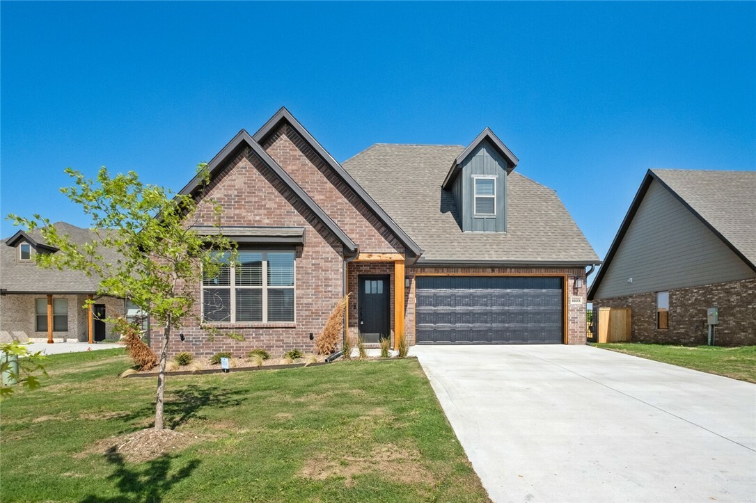 Property Photo: 4603 SW Elderwood Street AR 72713