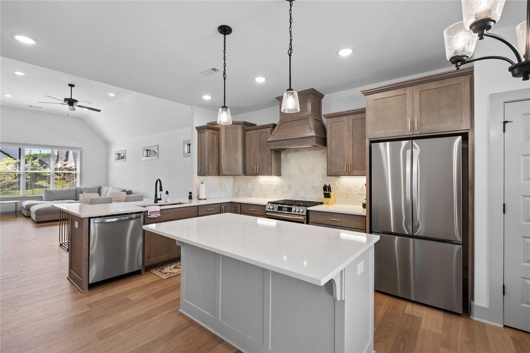 Property Photo: 4603 SW Elderwood Street AR 72713