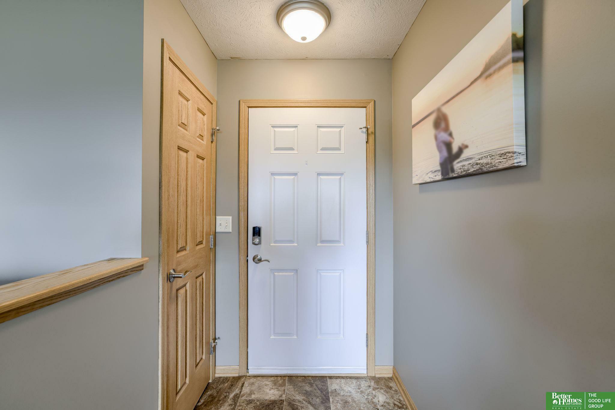 Property Photo: 4401 W Milton Road NE 68528