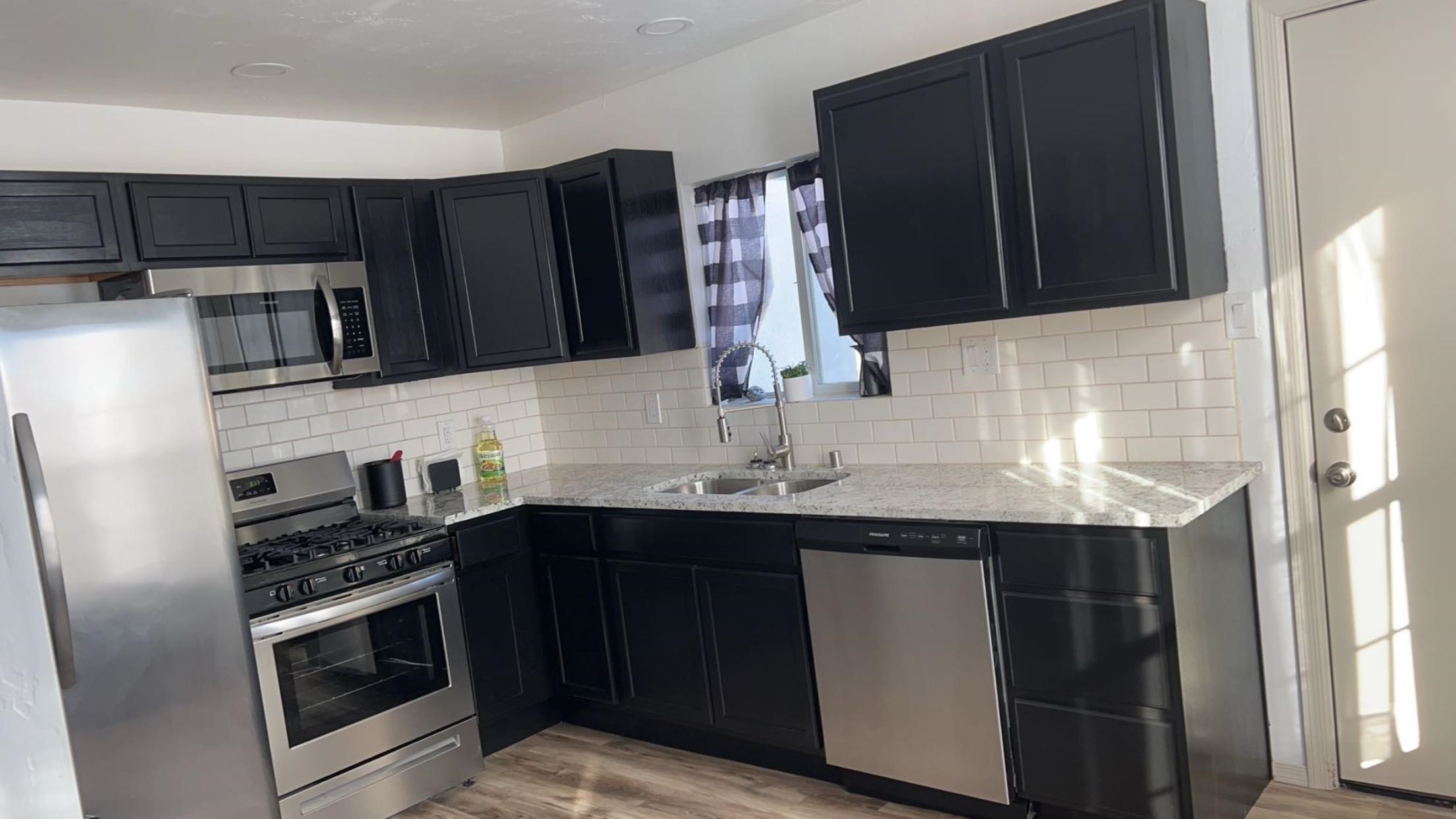 Property Photo:  804 Adams Ave  NM 88310 