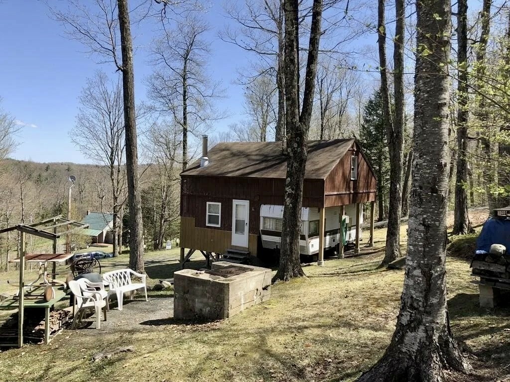 Property Photo: 32 Navaho Ln MA 01346
