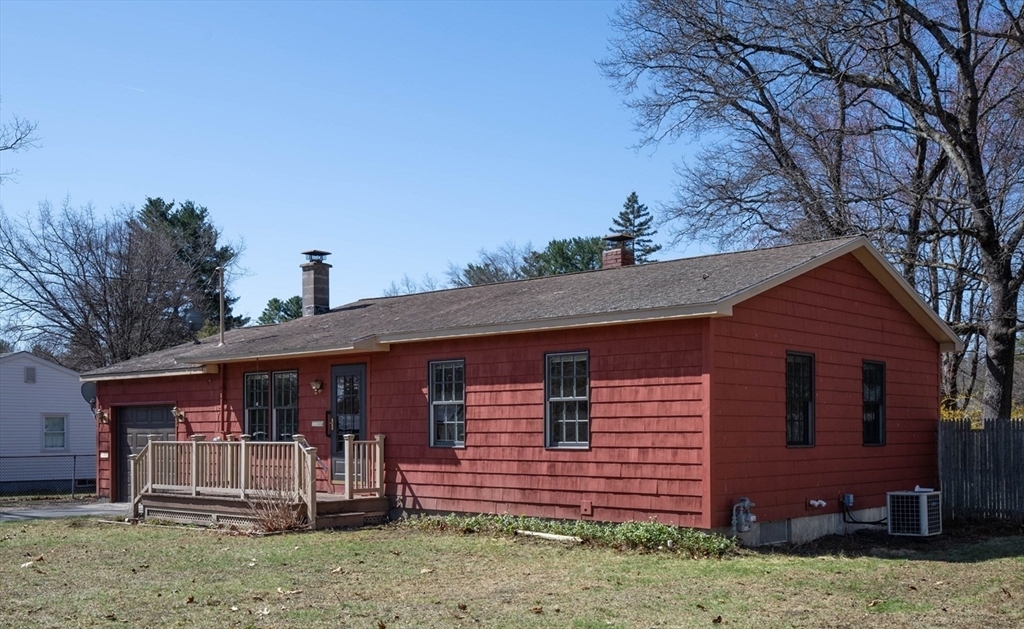 Property Photo: 39 O'Donnell Dr MA 01062