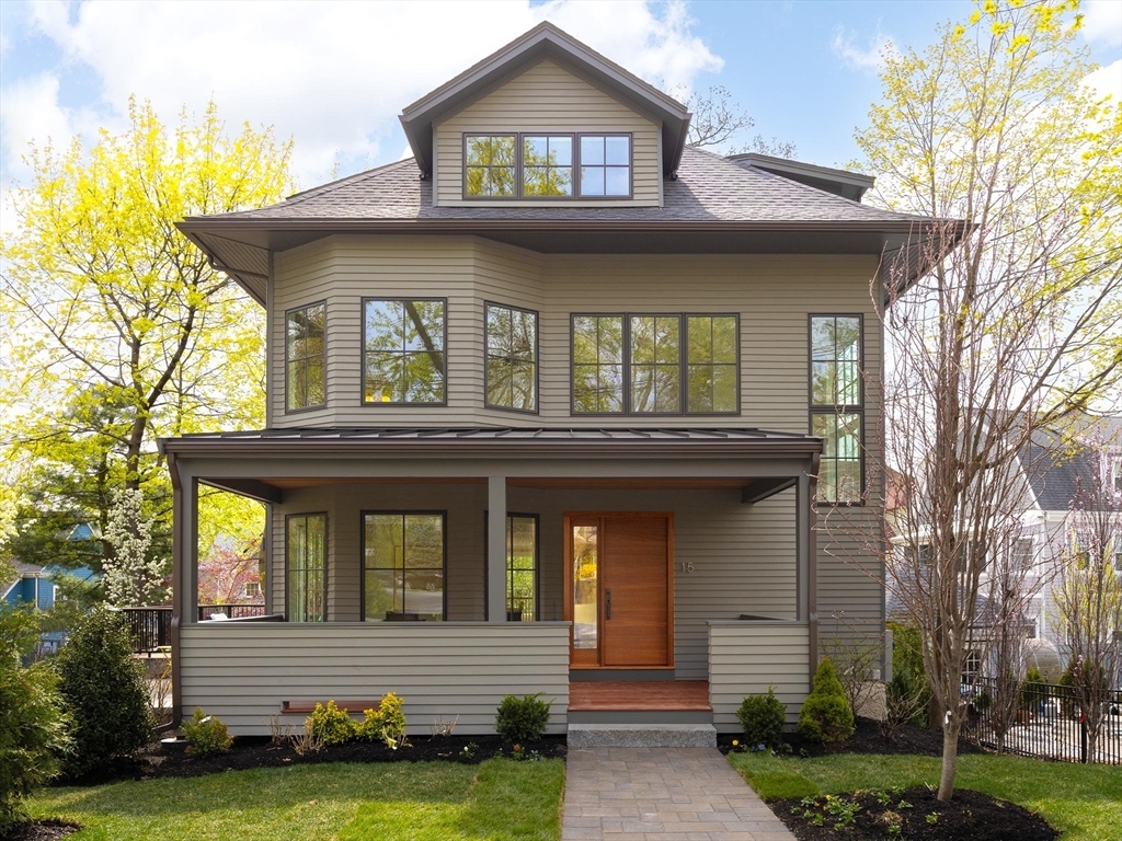 Property Photo: 15 Woodcliff Rd MA 02461