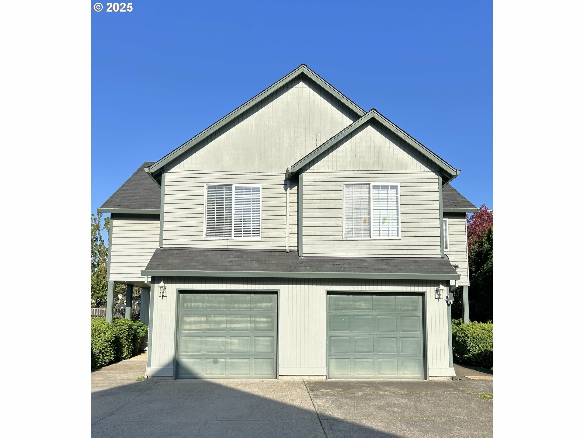 Property Photo: 16760 SW Daffodil St OR 97140