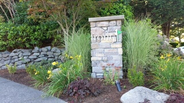 Property Photo:  12303  Harbour Pointe Boulevard Ee305  WA 98275 