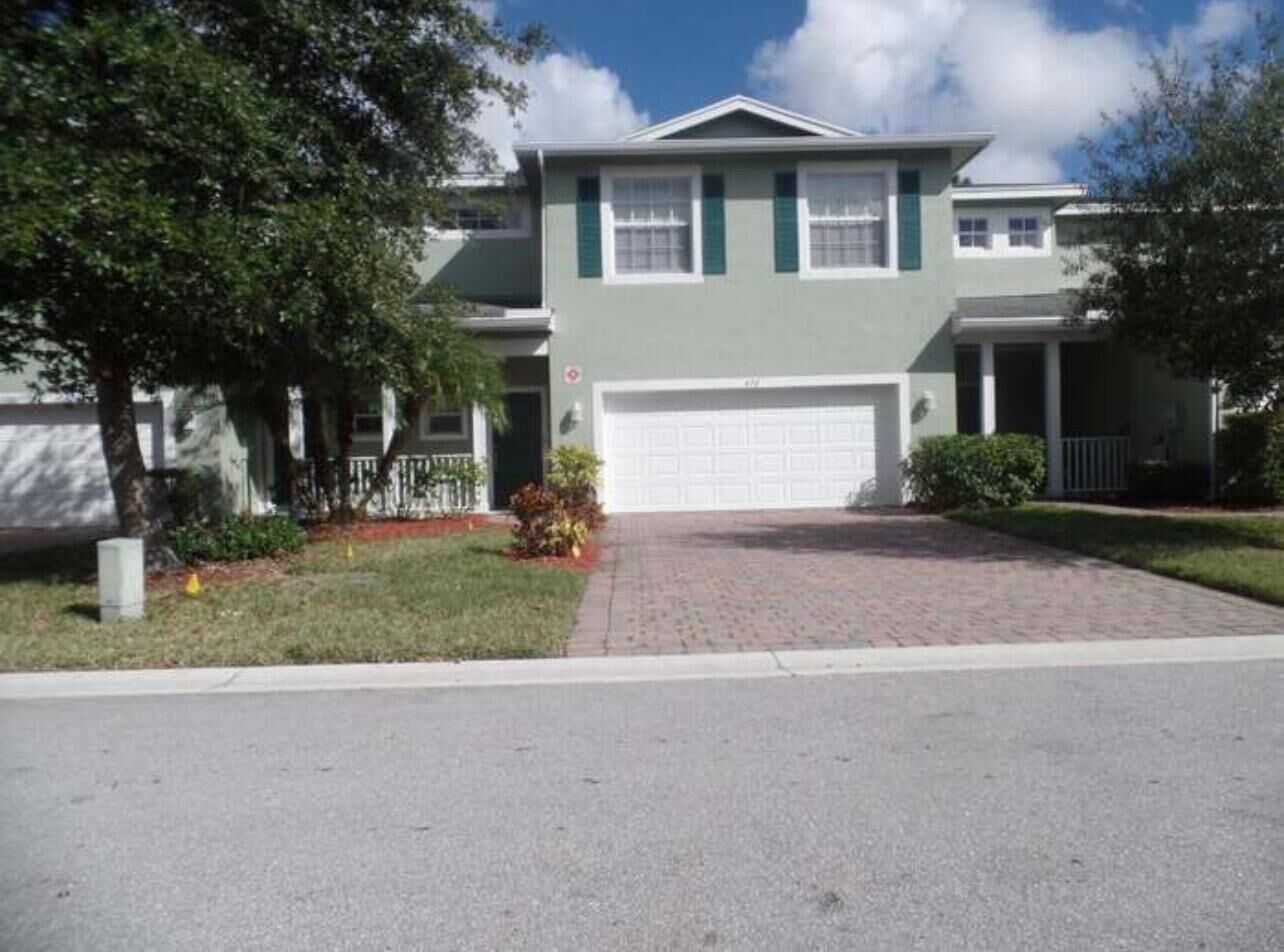Property Photo:  672 NE Bent Paddle Lane  FL 34983 