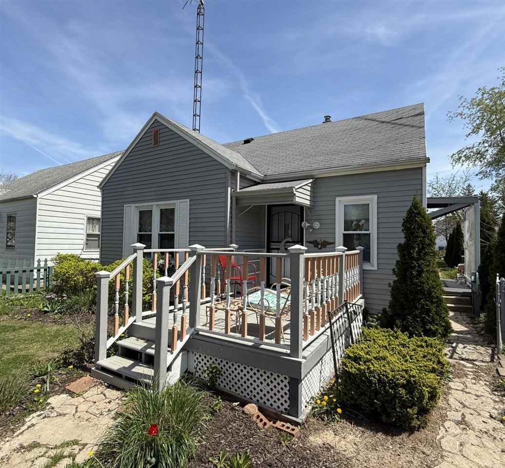 Property Photo: 415 NW 9th Street IN 47374