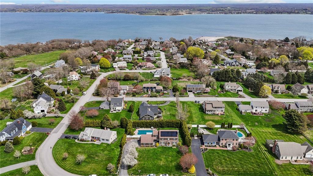 Property Photo:  101 Windstone Drive  RI 02871 