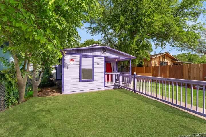 918 S Hamilton Ave  San Antonio TX 78207 photo