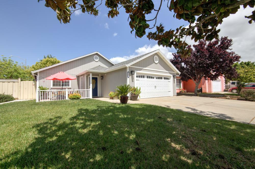 Property Photo: 371 Calle Cabezal CA 95037