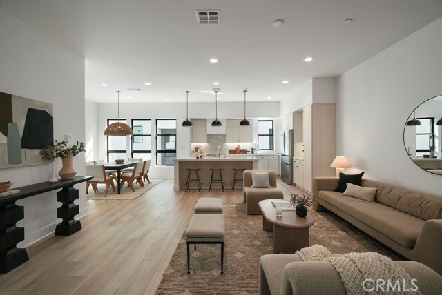 Property Photo: 1314 W Cannon Drive CA 90026