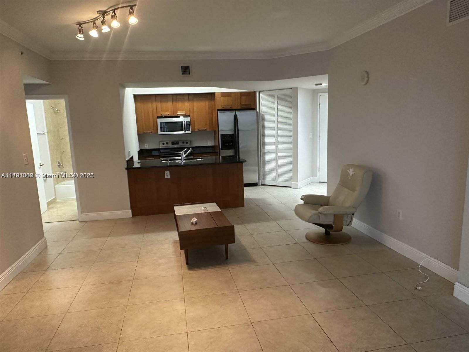 Property Photo: 4100 Salzedo St 604 FL 33146