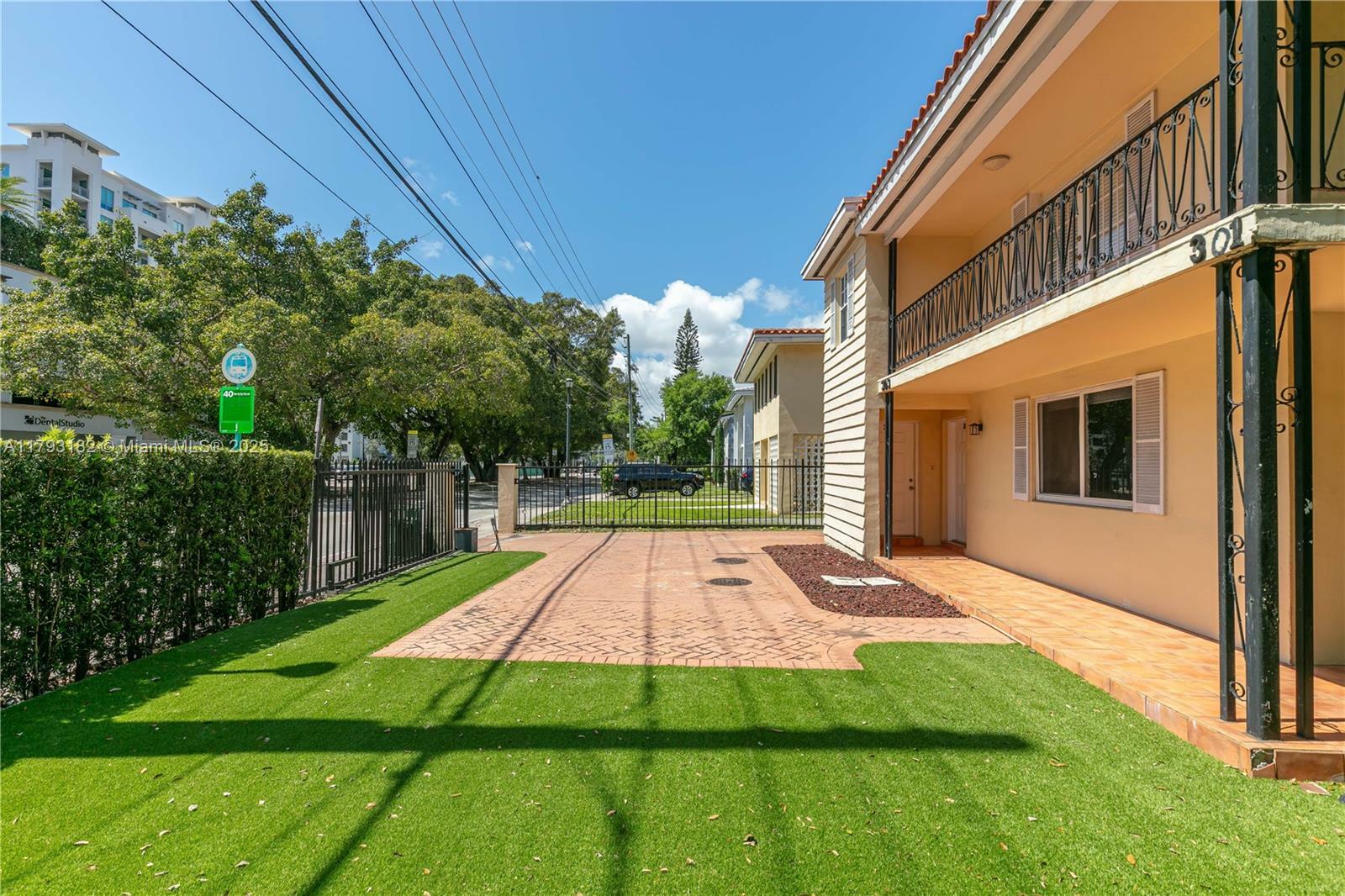 Property Photo: 301 Bird Rd 301 FL 33146