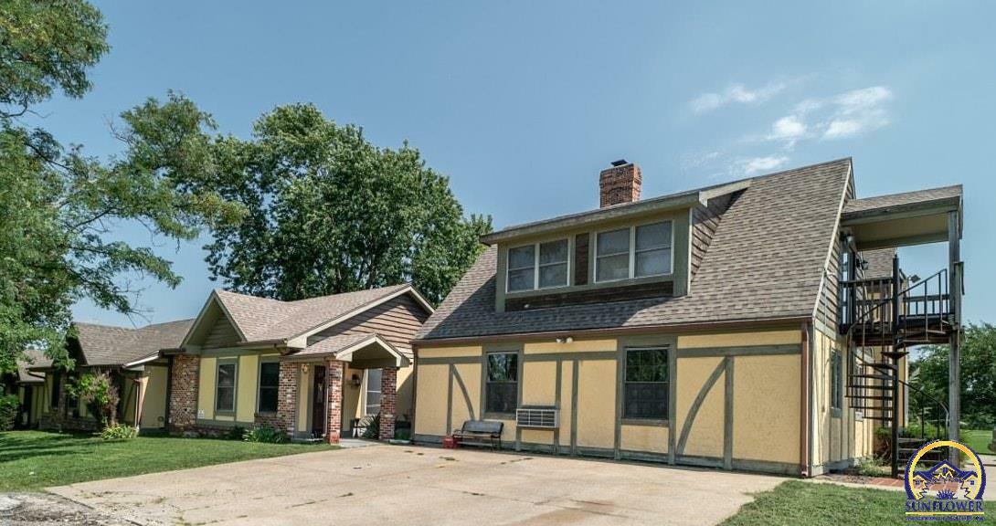 Property Photo: 1505 Linn Street KS 66088