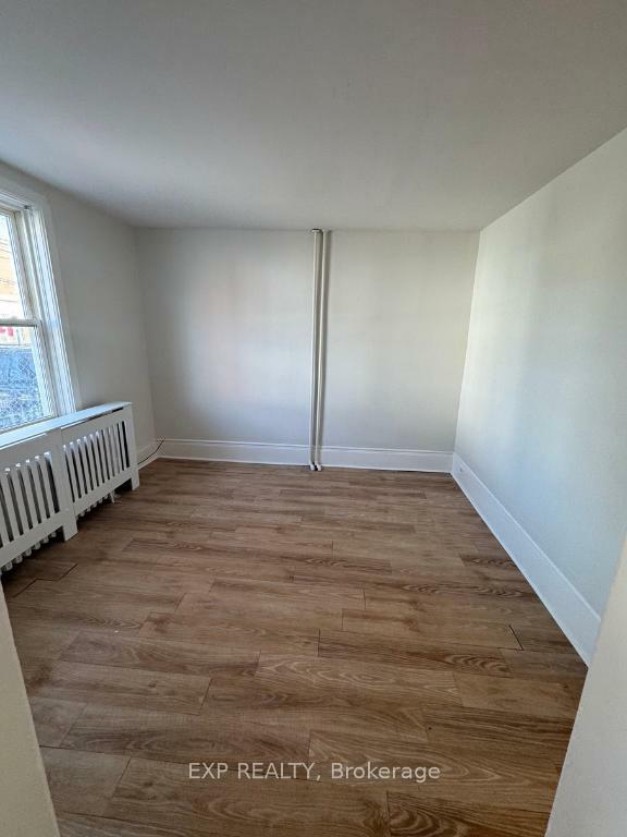 Photo de la propriété: 10 Willow Street N 1 ON L7J 1Z7