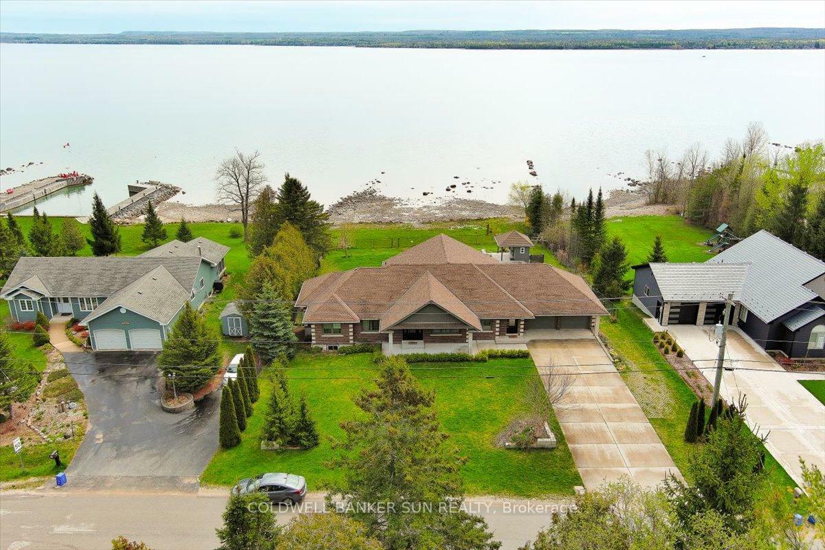 Property Photo: 197 Balmy Beach Road ON N4K 5N4